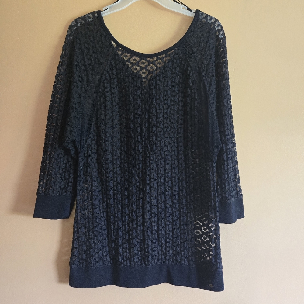Guess Lace Top With Zipper Back, L (PTP=17") - Picture 2 of 4